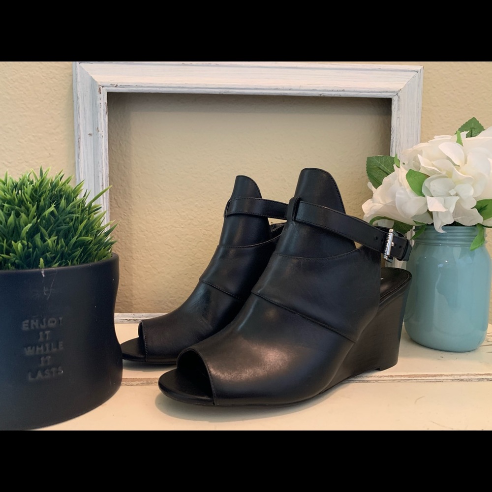 NWOT! Ralph Lauren Leather Wedge Booties